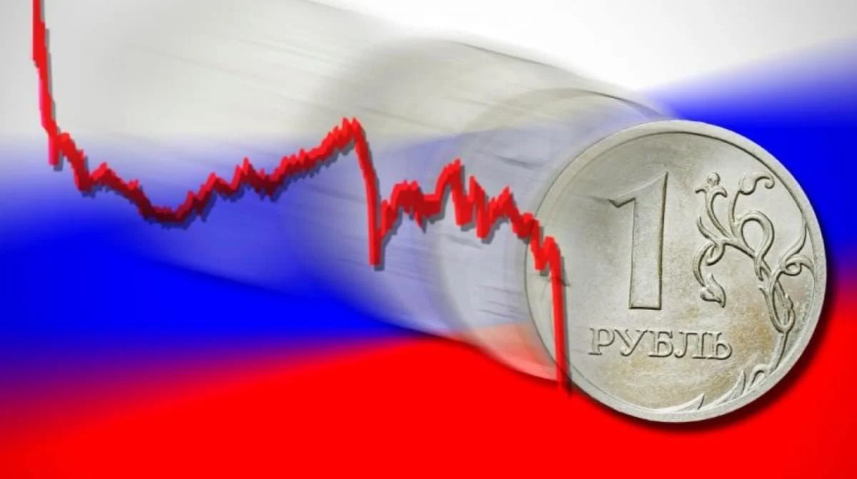 “There is no turning back now,” – in Russia the ruble exchange rate has again fallen below 100 per euro